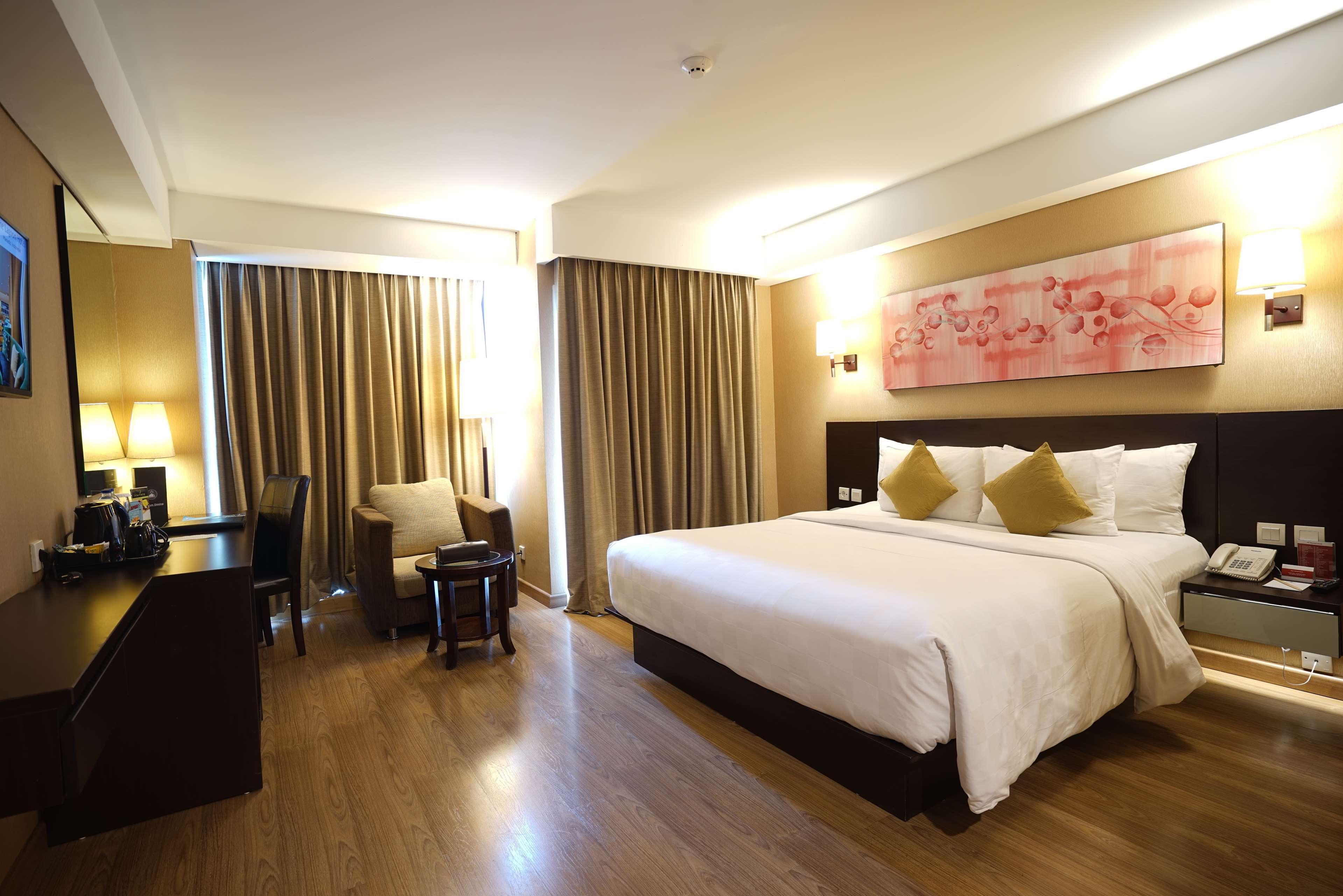 เบสต์ เวสเทิร์น พรีเมียร์ เดอะ ไฮฟ์ Hotel จาการ์ตา ภายนอก รูปภาพ