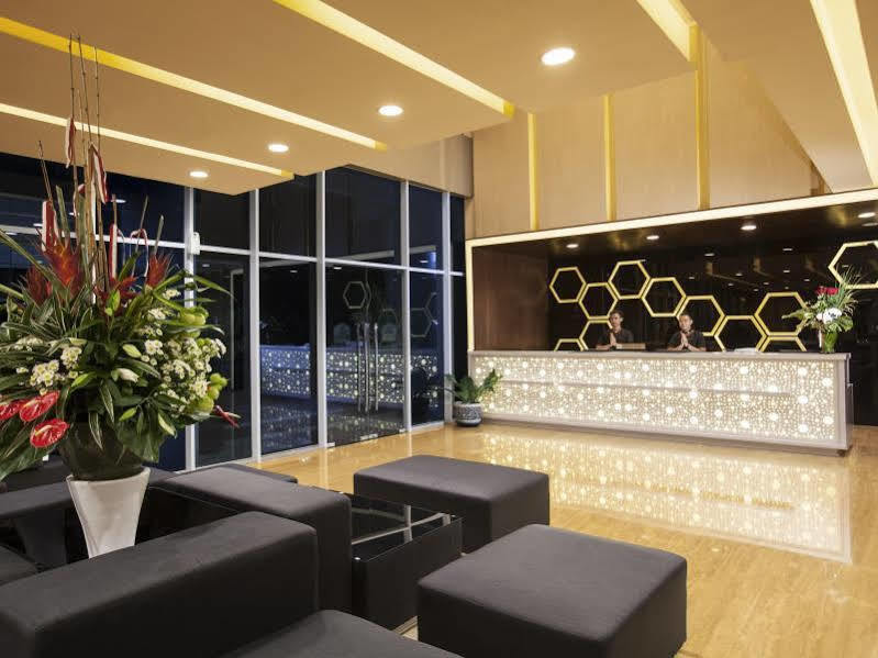 เบสต์ เวสเทิร์น พรีเมียร์ เดอะ ไฮฟ์ Hotel จาการ์ตา ภายนอก รูปภาพ